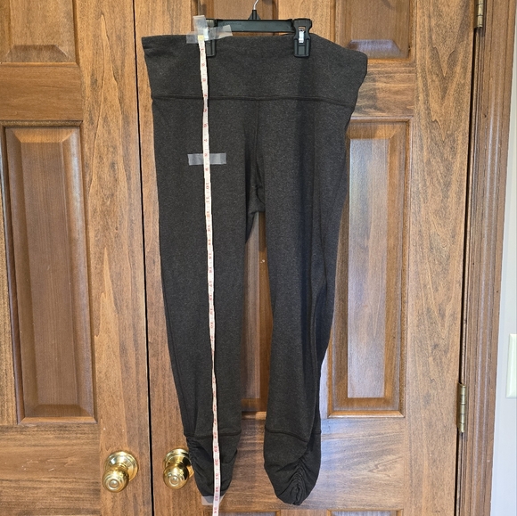 GapFit: Women's-Lrg, Gray, EUC, High Waisted Full Length Leggings, Ruched ankles - Picture 16 of 16